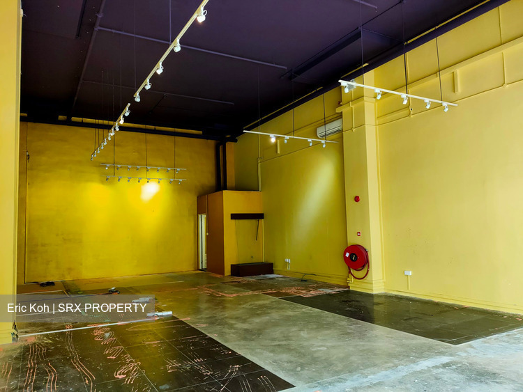 Midview City (D20), Retail #250685591